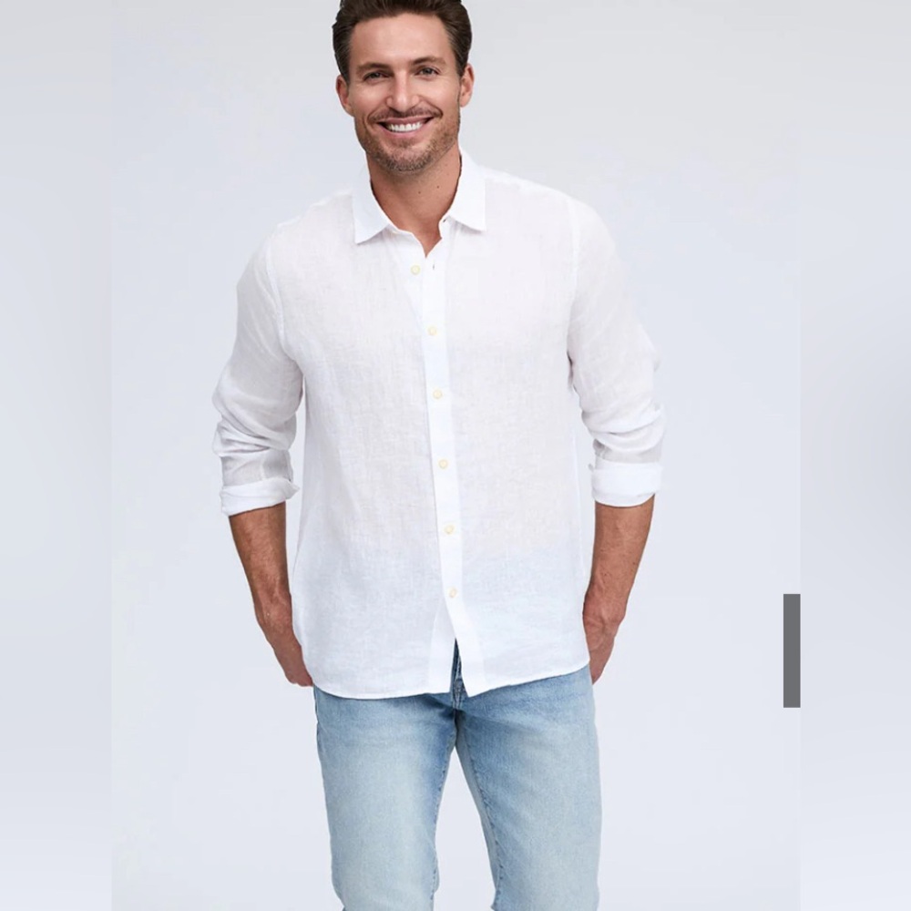 Raffi Crisp White 100% linen Long Sleeve Shirt. Excellent condition;)